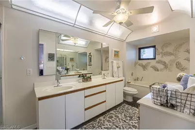 1900 Virginia Ave #503, Fort Myers, FL 33901 - Photo 6