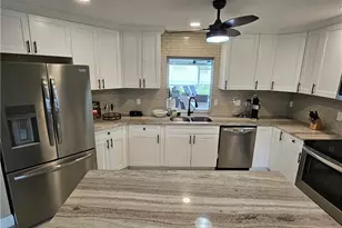 136 SE 5th St, Cape Coral, FL 33990 - Photo 8