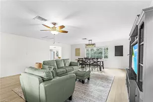 1060 Cooper Dr, Naples, FL 34103 - Photo 6