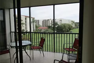 4160 Steamboat Bend E, Fort Myers, FL 33919 - Photo 4