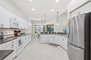 11225 Lithgow Ln, Fort Myers, FL 33913 - Photo 10