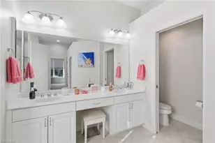 11225 Lithgow Ln, Fort Myers, FL 33913 - Photo 18