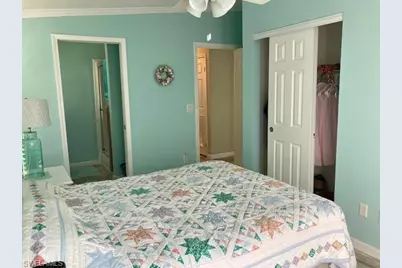325 Shoreland Dr E, Fort Myers, FL 33905 - Photo 14