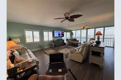 345 Mango St #301, Fort Myers Beach, FL 33931 - Photo 8