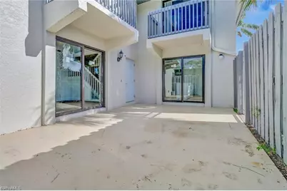 17452 Woodland Trce #D, Fort Myers, FL 33908 - Photo 4