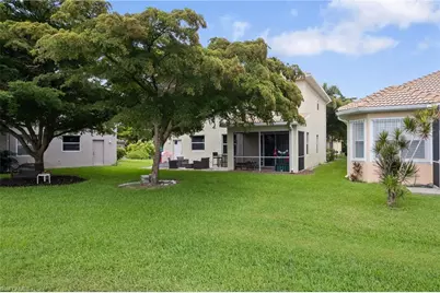 9807 Casa Mar Cir, Fort Myers, FL 33919 - Photo 24