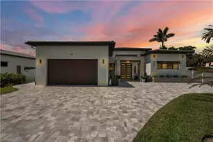 1324 Longwood Dr, Fort Myers, FL 33919 - Photo 2