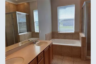 1521 SW 22nd Pl, Cape Coral, FL 33991 - Photo 22