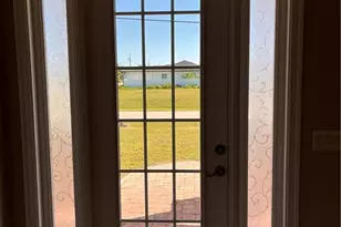 1521 SW 22nd Pl, Cape Coral, FL 33991 - Photo 4