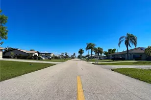 1156 SW 47th Terrace, Cape Coral, FL 33914 - Photo 12