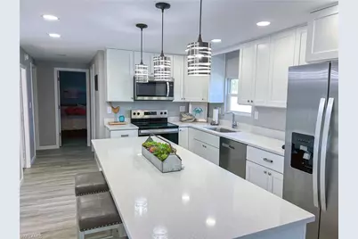 11170 Bayside Ln, Fort Myers Beach, FL 33931 - Photo 4