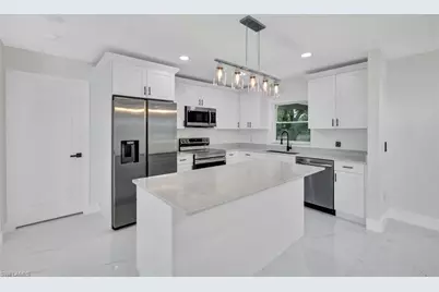 2134 SW 2nd Ct, Cape Coral, FL 33991 - Photo 10