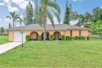 1438 Caywood Cir N, Lehigh Acres, FL 33936 - Photo 2