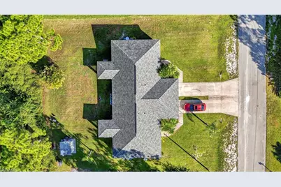 710/712 Creuset Ave S, Lehigh Acres, FL 33974 - Photo 4