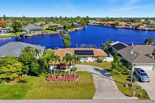 419 SE 28th Terrace, Cape Coral, FL 33904 - Photo 4