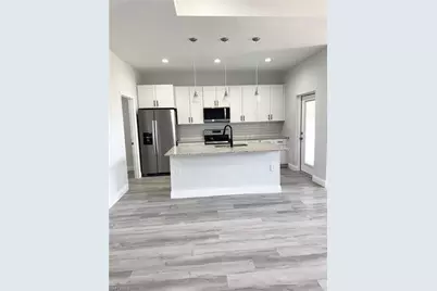 8031 Melody Cir, Labelle, FL 33935 - Photo 4