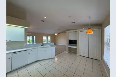 4333 Agualinda Blvd, Cape Coral, FL 33914 - Photo 4