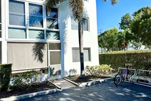 72 7th St S, Naples, FL 34102 - Photo 20