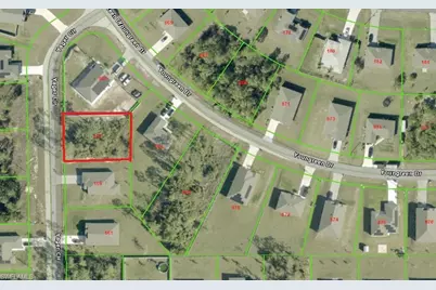 157 Yager Cir, Fort Myers, FL 33913 - Photo 2