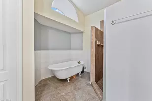 9100 Henderson Grade, North Fort Myers, FL 33917 - Photo 32