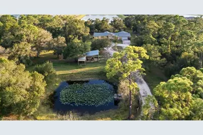 9100 Henderson Grade, North Fort Myers, FL 33917 - Photo 2