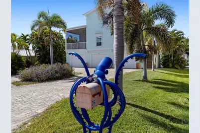 26 Palmview Blvd, Fort Myers Beach, FL 33931 - Photo 2