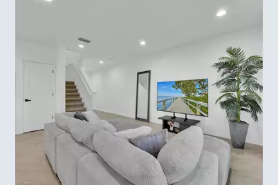 12526 Laurel Cove Dr, Fort Myers, FL 33913 - Photo 6