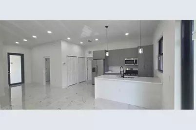 1631 NE 34th St, Cape Coral, FL 33909 - Photo 4