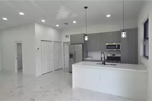 1631 NE 34th St, Cape Coral, FL 33909 - Photo 4