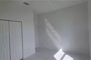 1631 NE 34th St, Cape Coral, FL 33909 - Photo 14