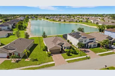 10884 Marble Brook Blvd, Lehigh Acres, FL 33936 - Photo 28