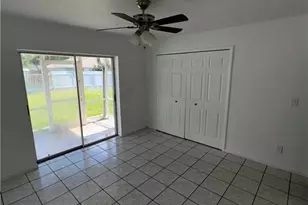 517 SE 23rd Pl, Cape Coral, FL 33990 - Photo 10