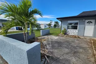 11314 Summerwinds Ct, Fort Myers, FL 33908 - Photo 16