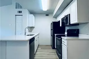 12700 Equestrian Cir, Fort Myers, FL 33907 - Photo 10