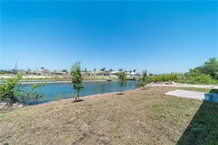 2122 NW 9th Ave, Cape Coral, FL 33993 - Photo 28