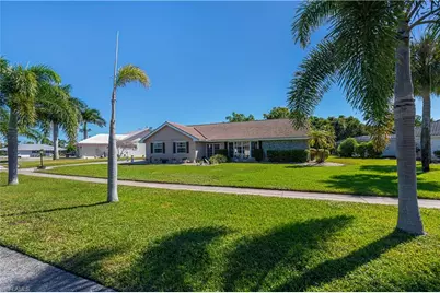 4210 Yarmouth Ct, North Fort Myers, FL 33903 - Photo 36