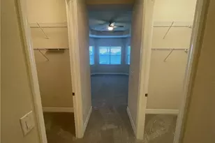 11537 Foxbriar Ln, Fort Myers, FL 33913 - Photo 12