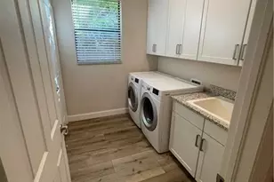 11537 Foxbriar Ln, Fort Myers, FL 33913 - Photo 14