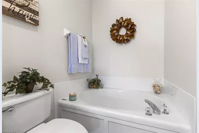 11100 Harbour Yacht Ct #44D, Fort Myers, FL 33908 - Photo 22