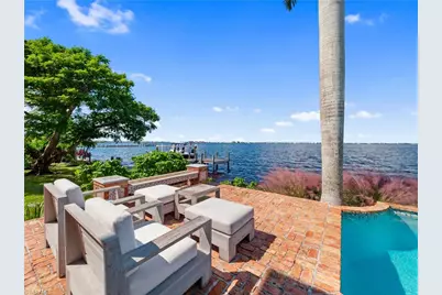 5844 Riverside Ln, Fort Myers, FL 33919 - Photo 32