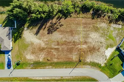 3301 NE 15th Pl, Cape Coral, FL 33909 - Photo 8