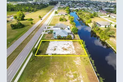 2629 Ceitus Pkwy, Cape Coral, FL 33991 - Photo 4