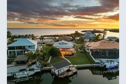 3660 San Carlos Dr, Saint James City, FL 33956 - Photo 50