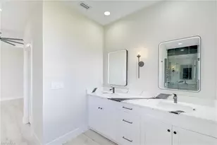 1019 Cedartree Ave, Lehigh Acres, FL 33971 - Photo 22