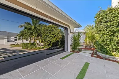 2126 SW 47th St, Cape Coral, FL 33914 - Photo 2