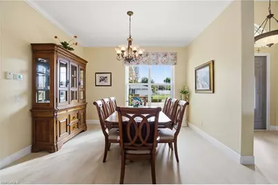 622 SE 8th Pl, Cape Coral, FL 33990 - Photo 8