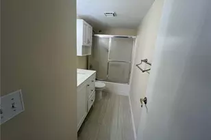 7406 Lake Breeze Dr, Fort Myers, FL 33907 - Photo 14