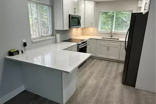 1292 Thompson St, North Fort Myers, FL 33903 - Photo 4