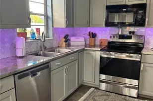 1941 NE 14th St, Cape Coral, FL 33909 - Photo 16