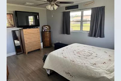 1941 NE 14th St, Cape Coral, FL 33909 - Photo 24